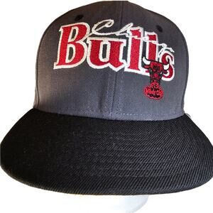 New Era Hardwood Classics Chicago Bulls Embroidered Snapback Gray Black Red